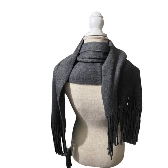 Lucky Brand Gray Frilly Scarf 65” Length 15” Wide 87” Length with Frills NWT - Picture 3 of 8